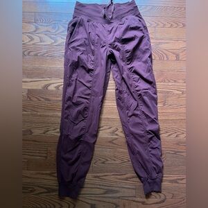 [SOLD] - Lululemon dance studio joggers